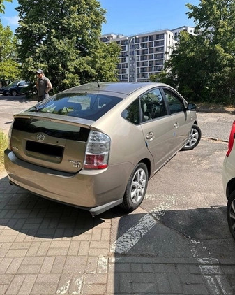 Toyota Prius cena 26000 przebieg: 280000, rok produkcji 2008 z Poznań małe 37